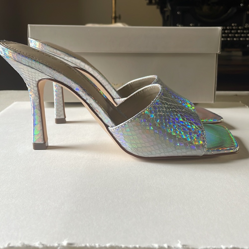 Marc Fisher Womens Danria Heeled Dress Sandal, Silver Size 7.5M - Picture 4 of 8